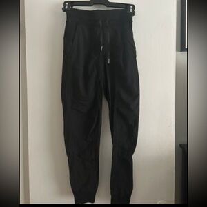 LuluLemon Dance Studio Jogger